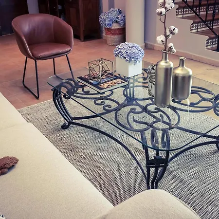 A Casa Do Lagoeiro * A Estrada