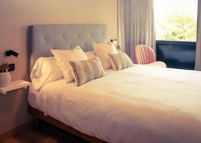 A Casa Do Lagoeiro Kır Evi A Estrada