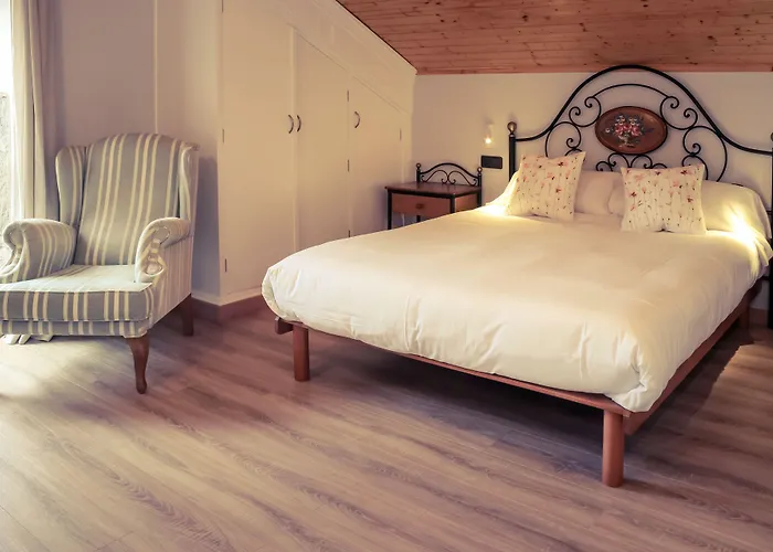 A Casa Do Lagoeiro Kır Evi A Estrada